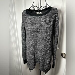 Ruby Moon‎ Black and Gray Knit Sweater w/ Zipper Detaiks